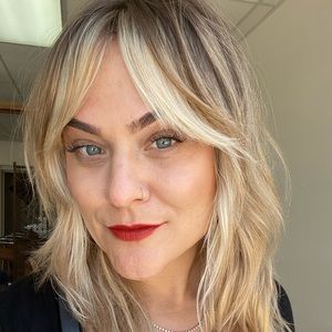 Meet your Posher, Erica